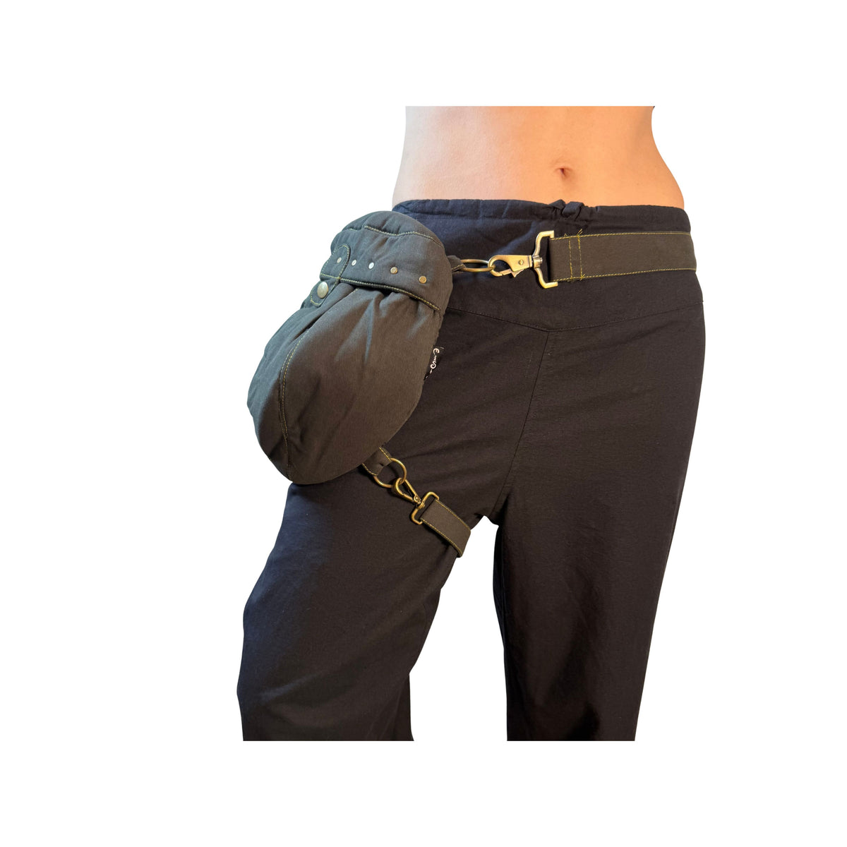Acorn Leg Belt
